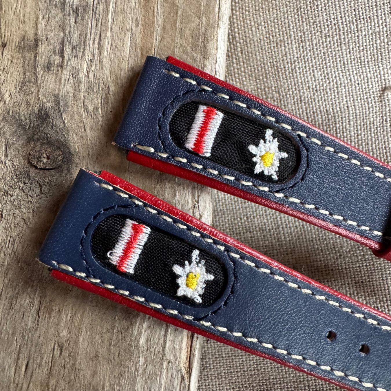 Bracciali & Braccialetti: 18mm Edelweiss Watch Strap Navy Blue – Nuovo (secondo la descrizione) da Arzier-Le Muids venduto da Avanna 1