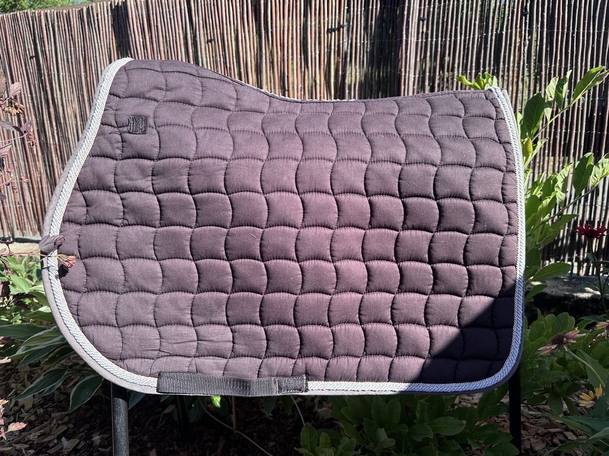 Selles, accessoires: Schabracken Springen und VSS – D'occasion à Chevenez par Despierta 2