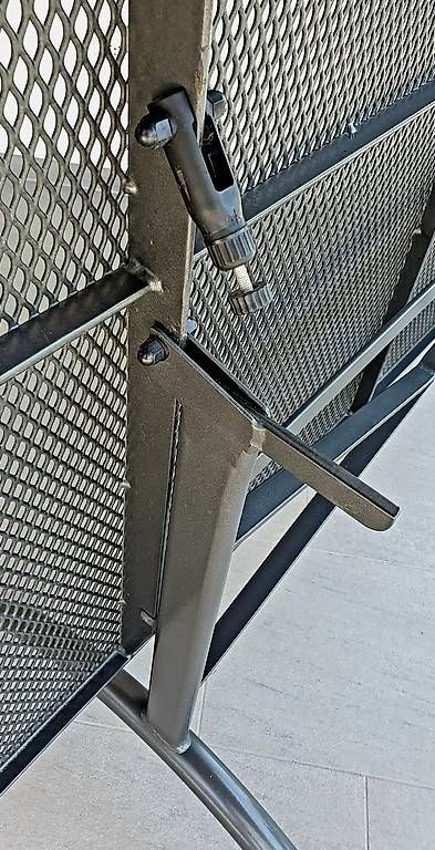 Tische: Gartentisch aus Metall – Gebraucht aus Montlingen von yvro 2