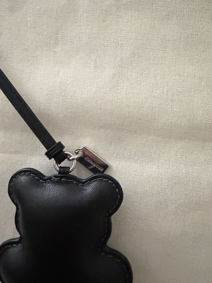 Coach Portachiavi: COACH Puffy Leather Bag Charm – Usato da Herisau venduto da LauraHope 4