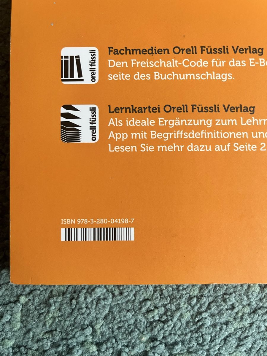 Libri: Diverse Wirtschafts Schulbücher  – Nuovo (secondo la descrizione) da Sachseln venduto da suruam01 4