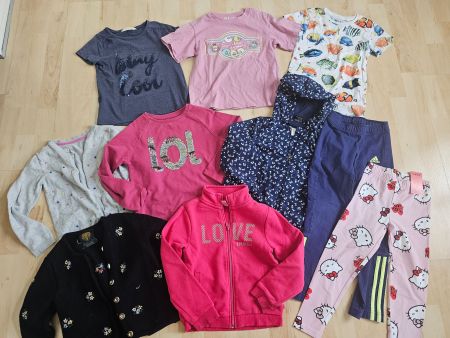 Kinderkleider 110 und 116