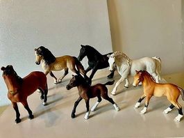 Lot de 6 chevaux SCHLEICH