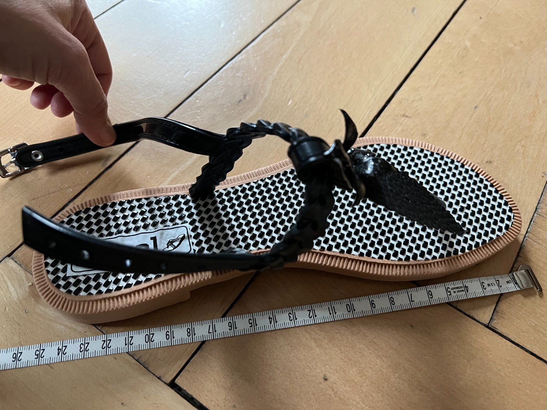 Damenschuhe: Latschen Gummi, schwarz/weiss Gr. 38 – Neu (gemäss Beschreibung) aus Oensingen von katepe 8