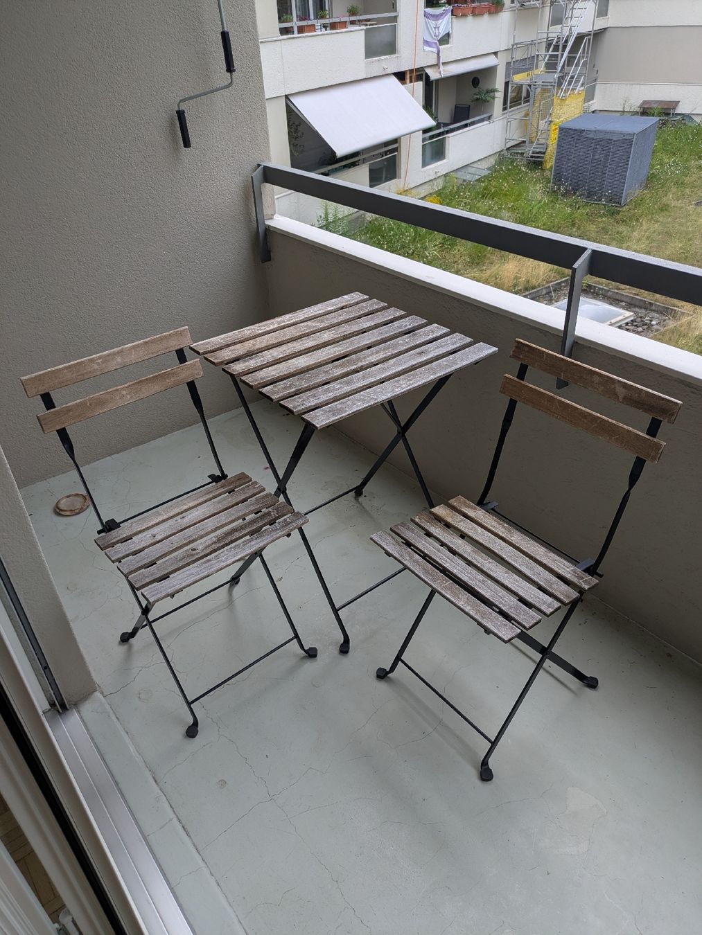 Ikea Tavoli: Ikea Tarnö Gartentisch + 2 Stühle – Usato da Zürich venduto da ph1bs