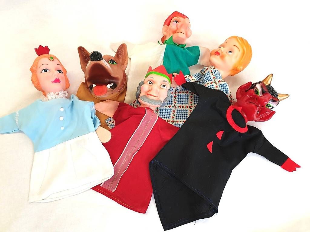 Giocattoli: Kasperlitheater mit 6 Handpuppen – Usato da Zürich venduto da sho_g8sf 2