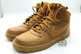 Nike COURT BOROUGH MID WINTER 'Wheat' in size EUR 45 / US 11