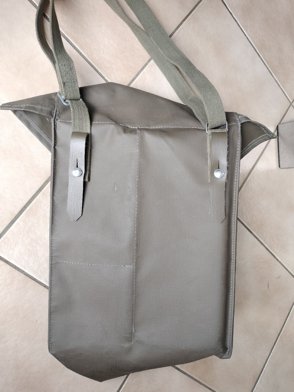 Schweizer Armee Borse: Schweizer Armee Militär Tasche – Nuovo (secondo la descrizione) da Schwanden Sigrisw venduto da len_9yqg 3