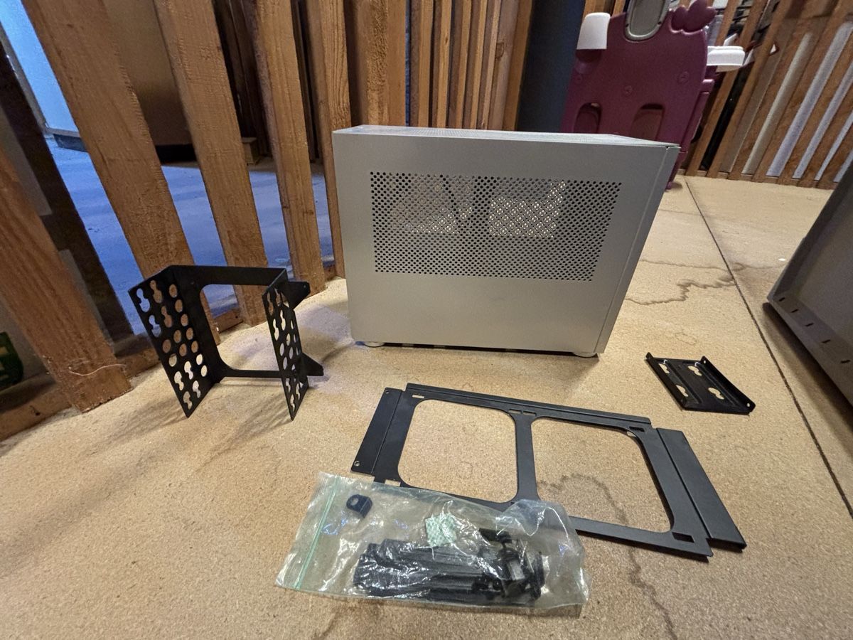 Custodie: Original NCase M1 PC Gehäuse – Usato da Bern venduto da Davidhayter 2