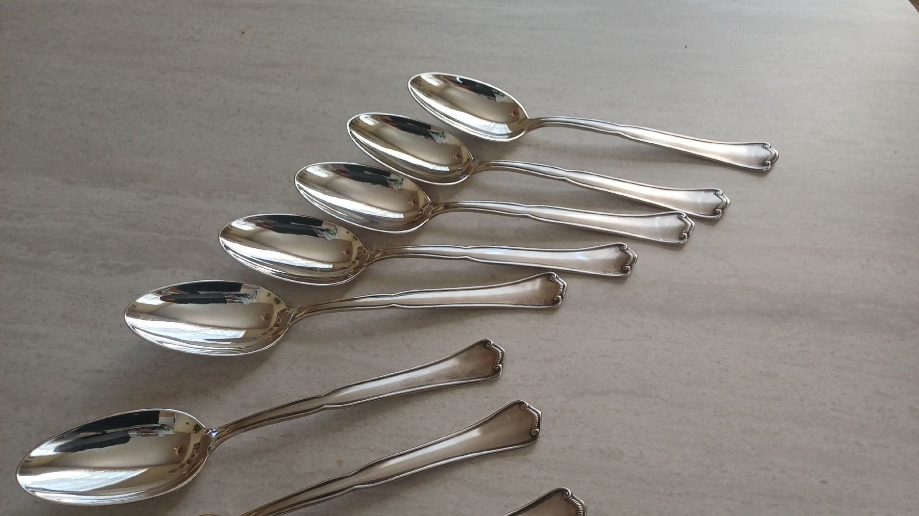 Couverts: 12 Teiliges Besteck Hartglanz 90  – D'occasion à Flawil par Naphtali