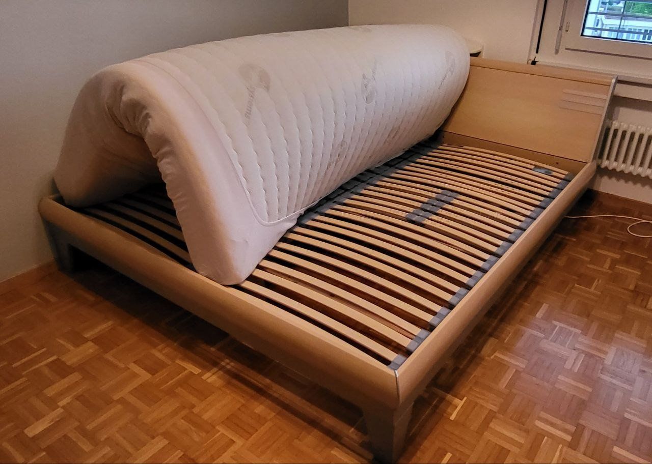 Happy Letti: Doppelbett vom Möbel Egger und Matratze Marke Happy Systems – Usato da Kriens venduto da armin69 1