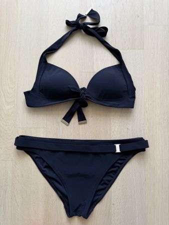 Calvin Klein Bikini schwarz Grösse S guter Zustand