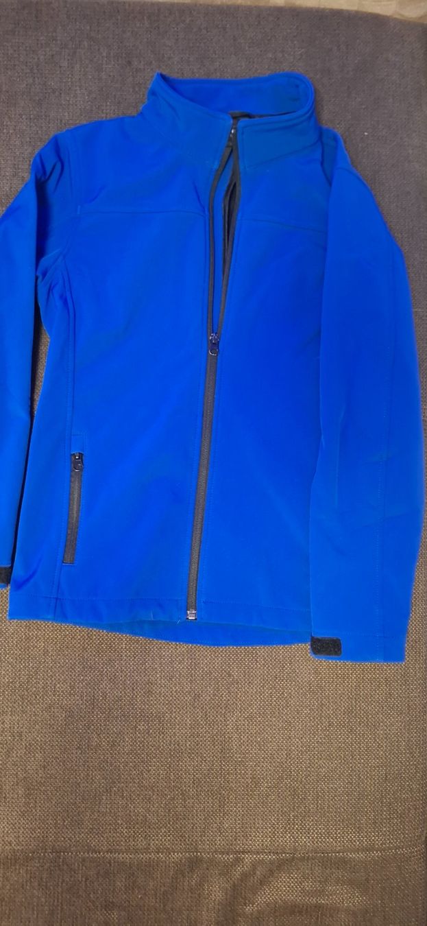 Giacche: Gut erhaltene Softshell Jacke, Atrium, Gr. 152, Top Herbst – Usato da Muttenz venduto da Backer007