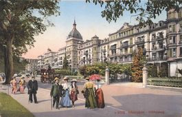 Interlaken BE Bahnhof Hotel Bristol Kutsche belebt