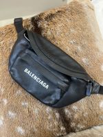 Echte Balenciaga Bauchtasche Leder
