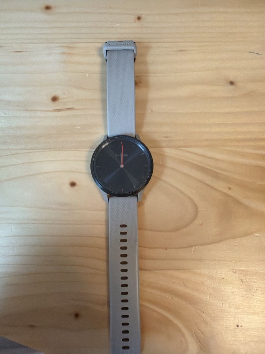 Garmin Smartwatch: Garmin vivomove HR – D'occasion à Hinwil par and_qw8j