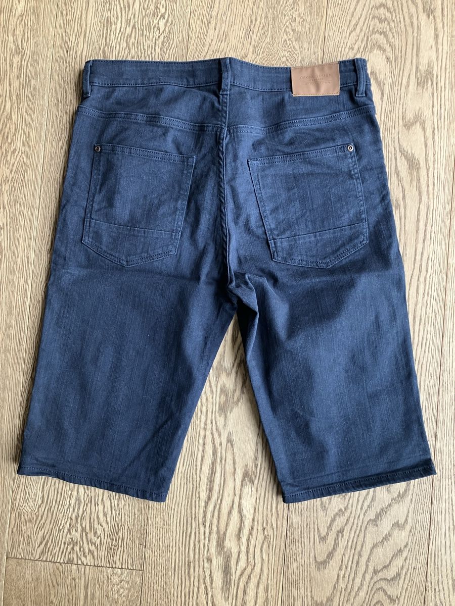 H&M Pantaloni: Jeansshorts dunkelblau 170 – Usato da Cham venduto da Liliane78 1