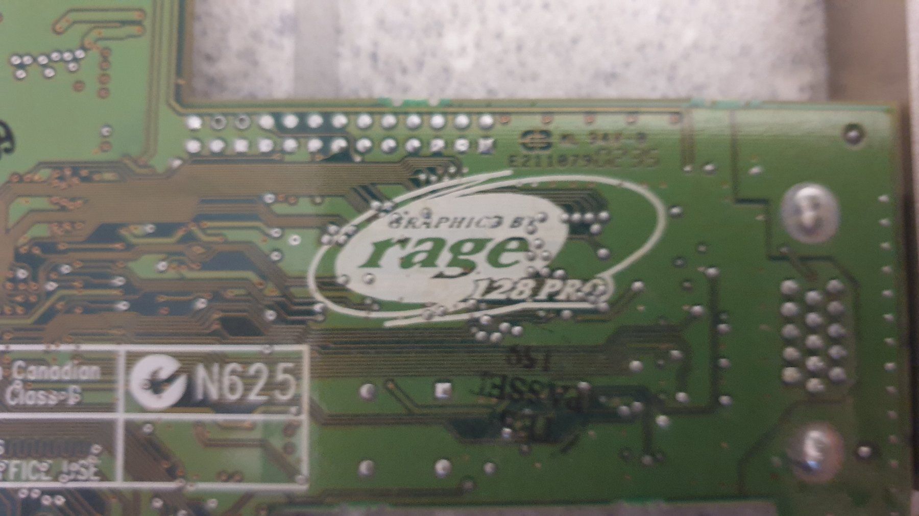 Cartes graphiques: ATI RAGE 128 PRO AGP 32MB – D'occasion à Stäfa par Supertramp73 2