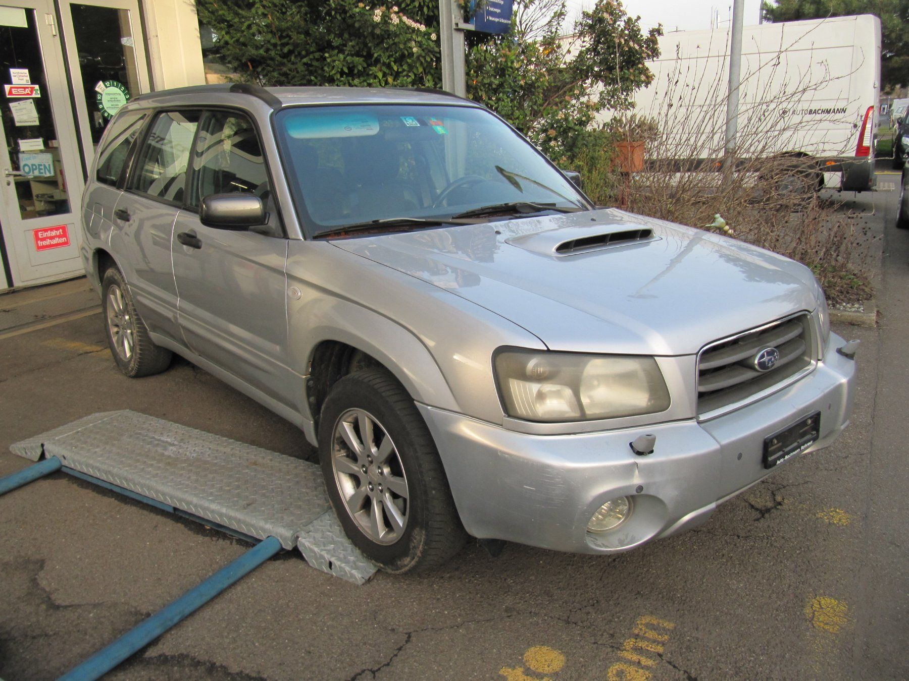 Subaru Automobili: Subaru Forester 2.0T 4WD – Usato da Rotkreuz venduto da auto-bachmann 3