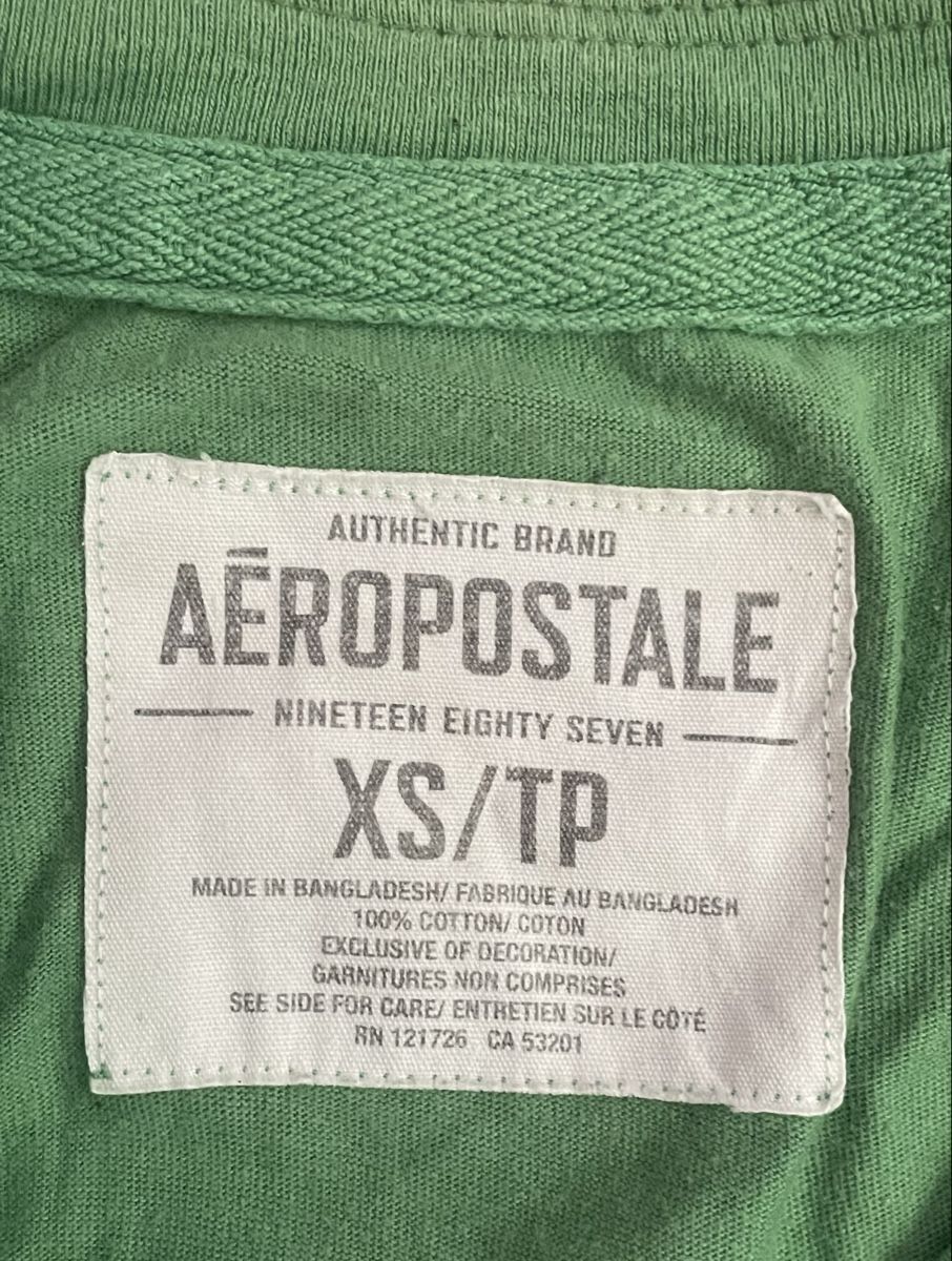 Chemises, T-shirts & Polos: AÉROPOSTALE LANGARMSHIRT – D'occasion à Himmelried par Lucas1212 4