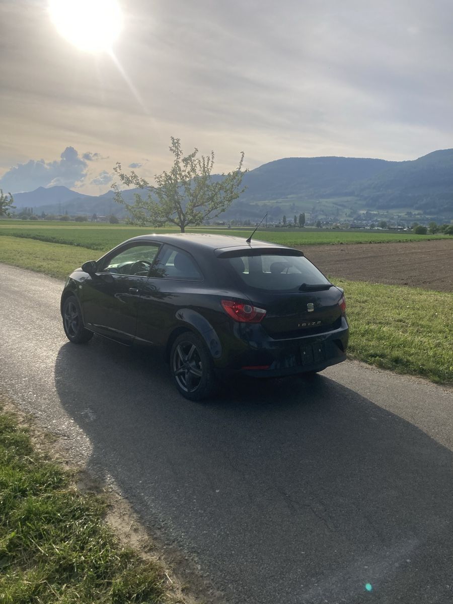 Seat Automobili: SEAT Ibiza 1.6 16V – Difettoso da Niederbipp venduto da Janbercht 4