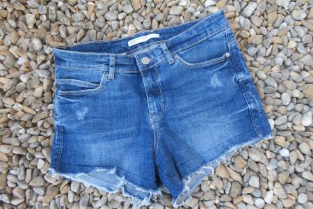 ZARA TRAFALUC Jeans-Stretchshorts  Gr. 36