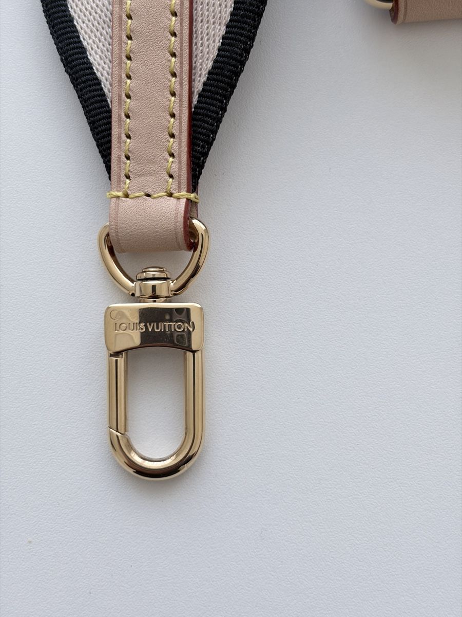 Louis Vuitton Altro in  Abbigliamento & Accessori: Louis Vuitton Schulterriemen NEU – Nuovo (secondo la descrizione) da Staufen venduto da sarinaluescher 2