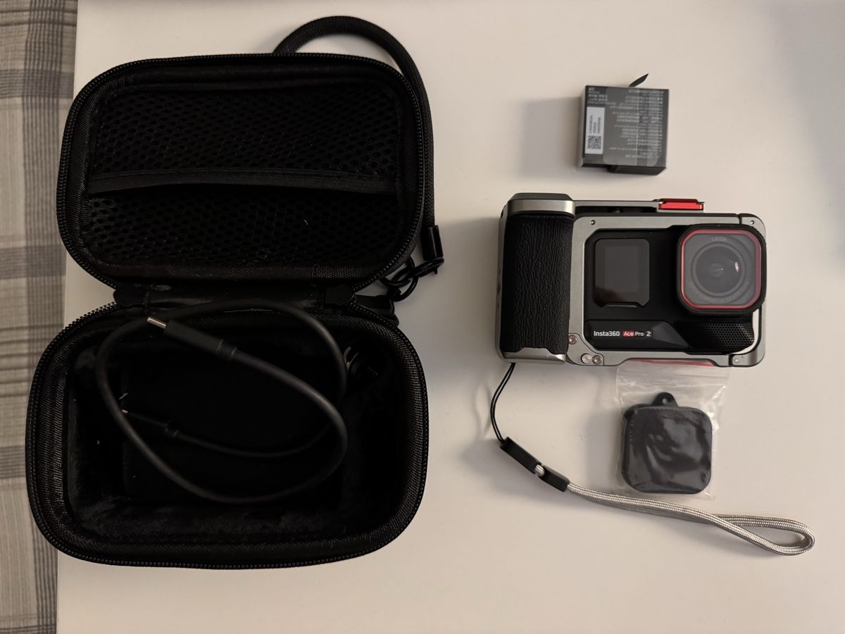 Insta360 Action Cam: Insta 360 Ace pro 2 GARANTIE – Nuovo e nell'imballaggio originale da Steinhausen venduto da am_STH