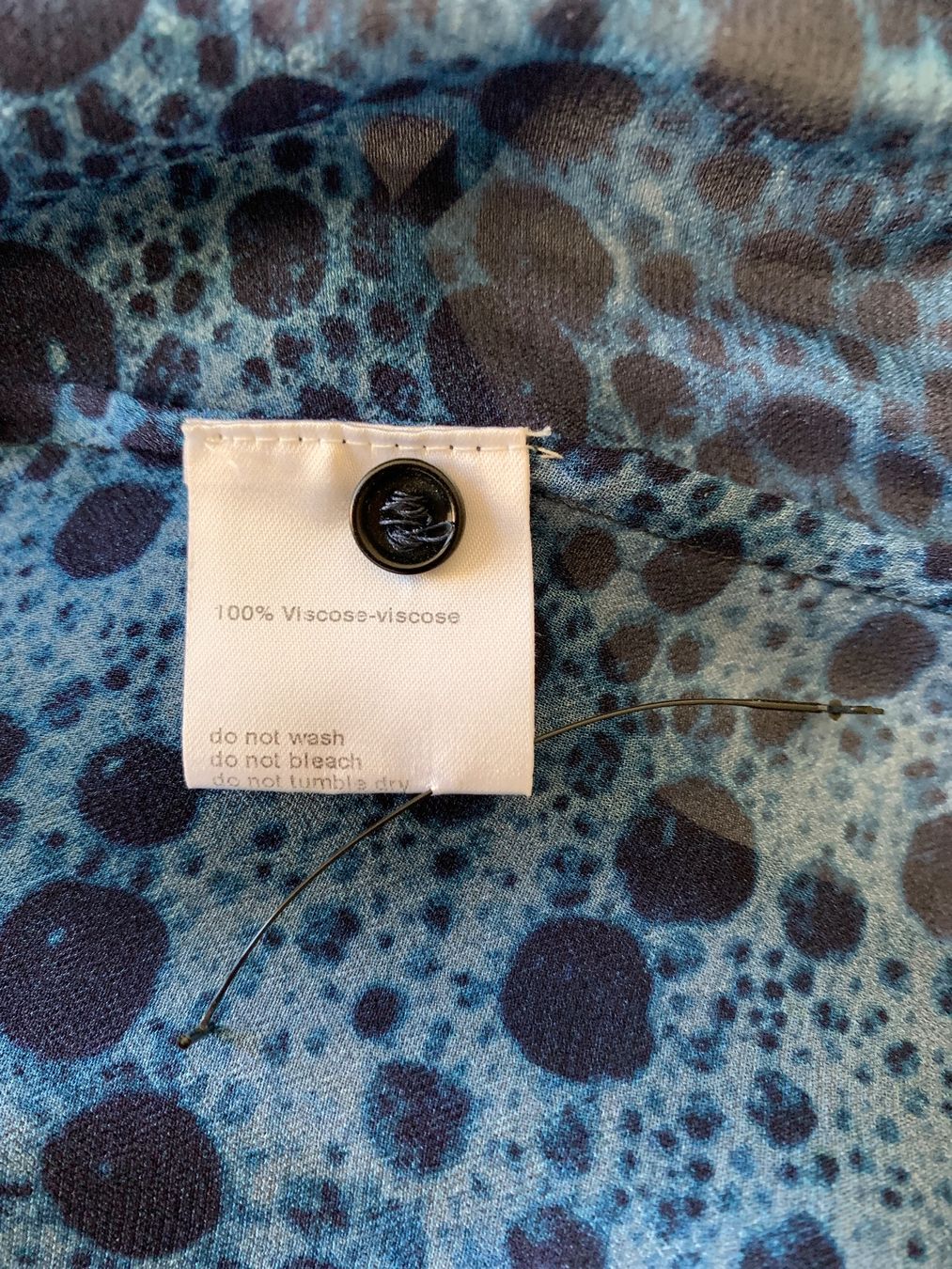 Akris Vestiti: AKRIS: Herrlich leichtes, langes Kleid, blau gemustert, 38 – Nuovo (secondo la descrizione) da Luzern venduto da paulablue 8