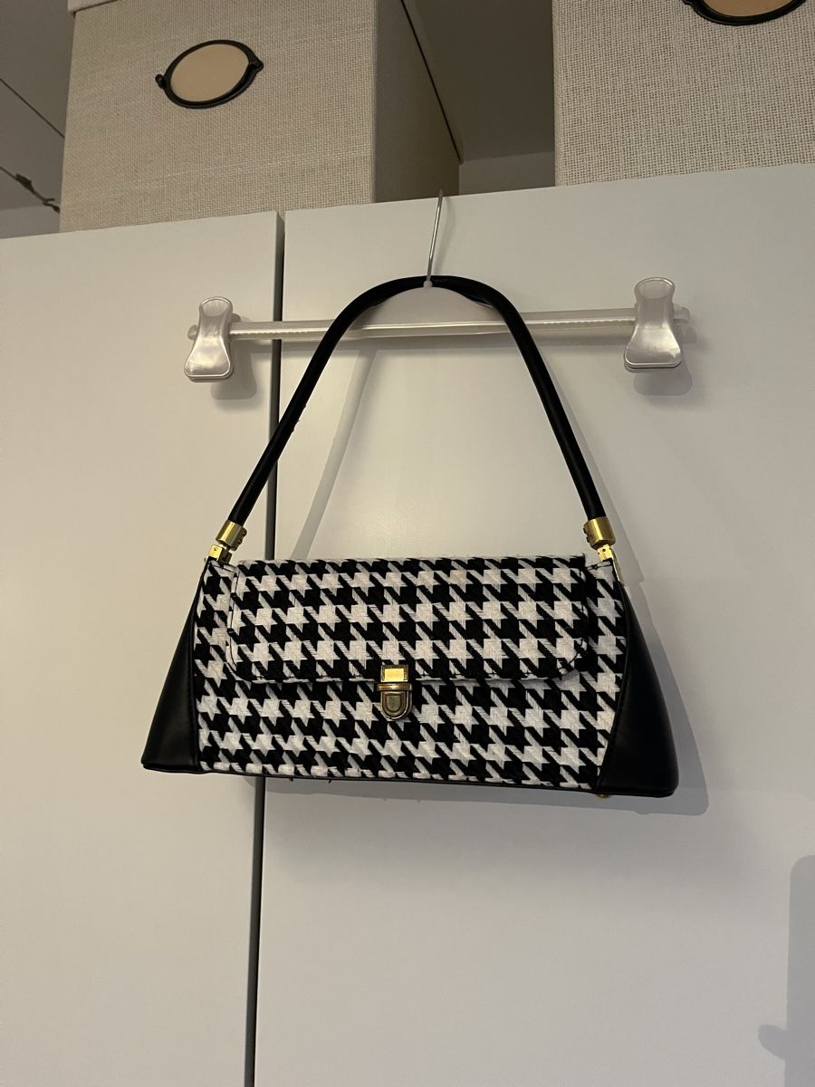 Borse da donna: Handtäschchen – Usato da Bern venduto da valery_la_cherry