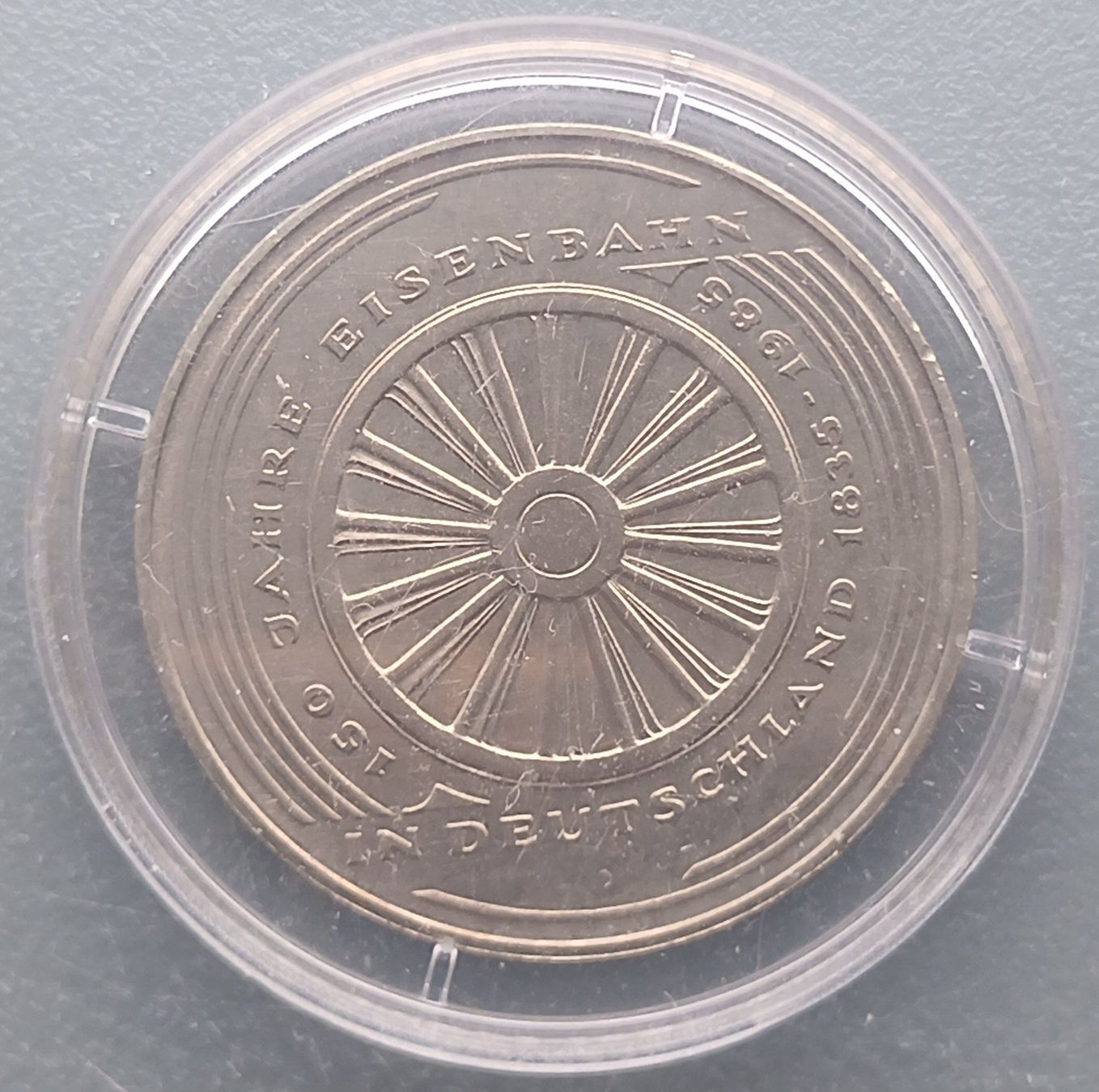 Tutti le monete: DEUTSCHLAND - BRD - 1985 - 5 MARK - 150 J.DEUTSCHE EISENBAHN – Usato da Tobel venduto da fuertinero