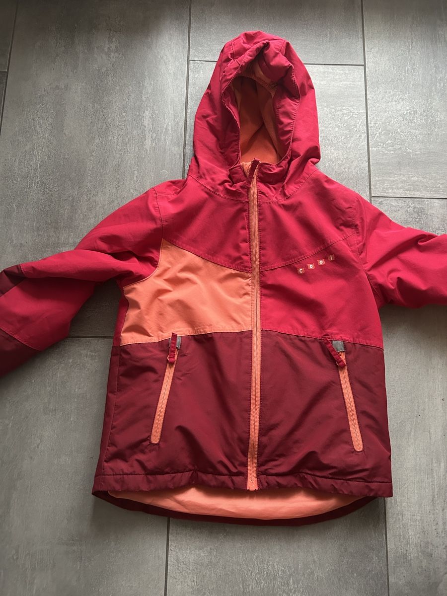 Giacche & Cappotti: Winterjacke, rot, Grösse 122/128 – Usato da Engelburg venduto da Quinti15