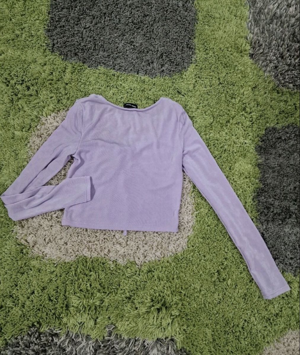 Top: Purple Top in Size M – Nuovo (secondo la descrizione) da Horgen venduto da lme_8kj7 3