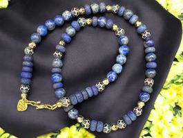 Halskette mit Lapislazuli, 18 K vergoldeter Hämatit Neu