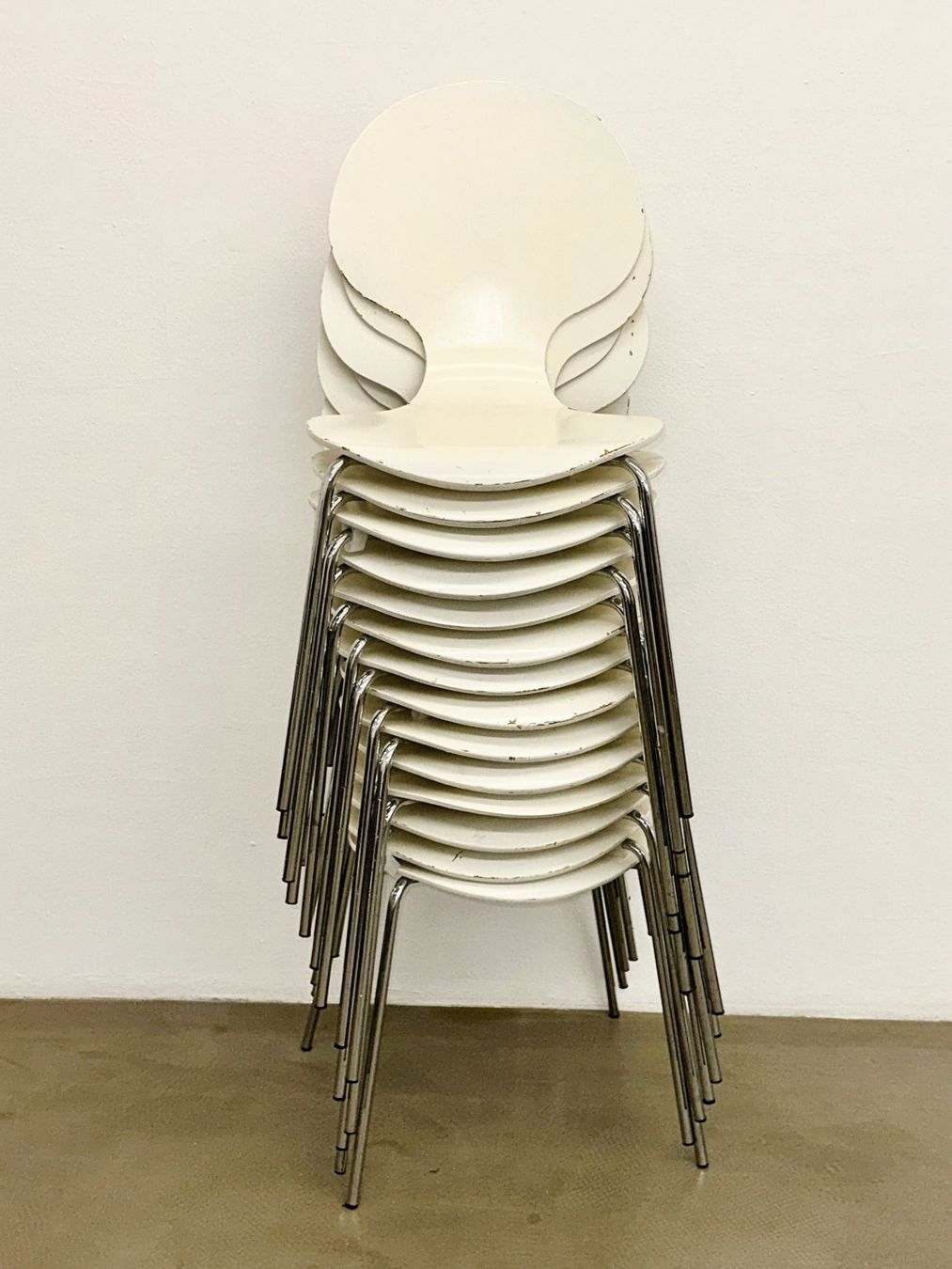 Sedie: 14 Tulip Chairs – Usato da Zürich venduto da alocinnovregnes