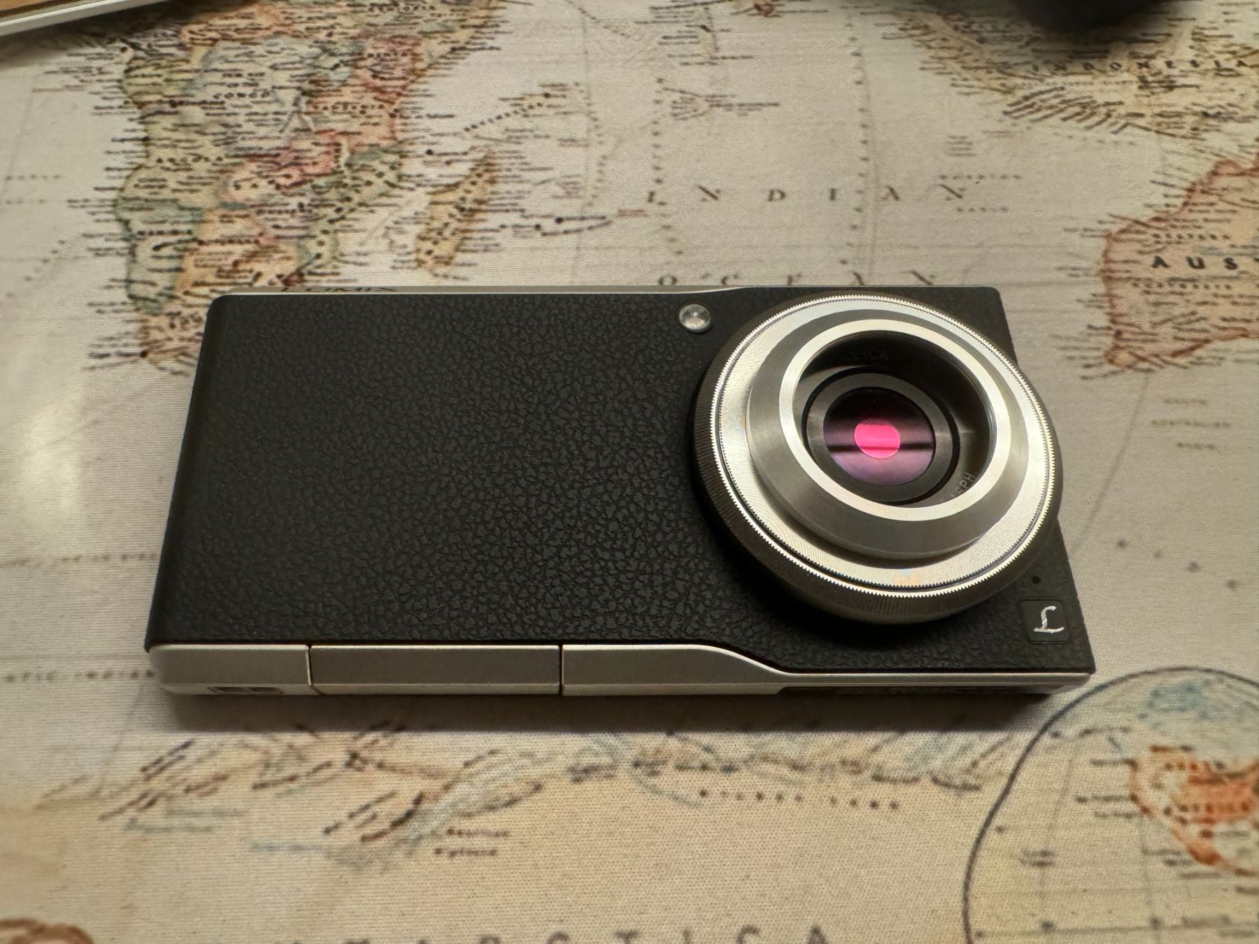 Panasonic Telefoni: Panasonic Lumix DMC CM1 Camera Phone – Usato da Zürich venduto da weasyx
