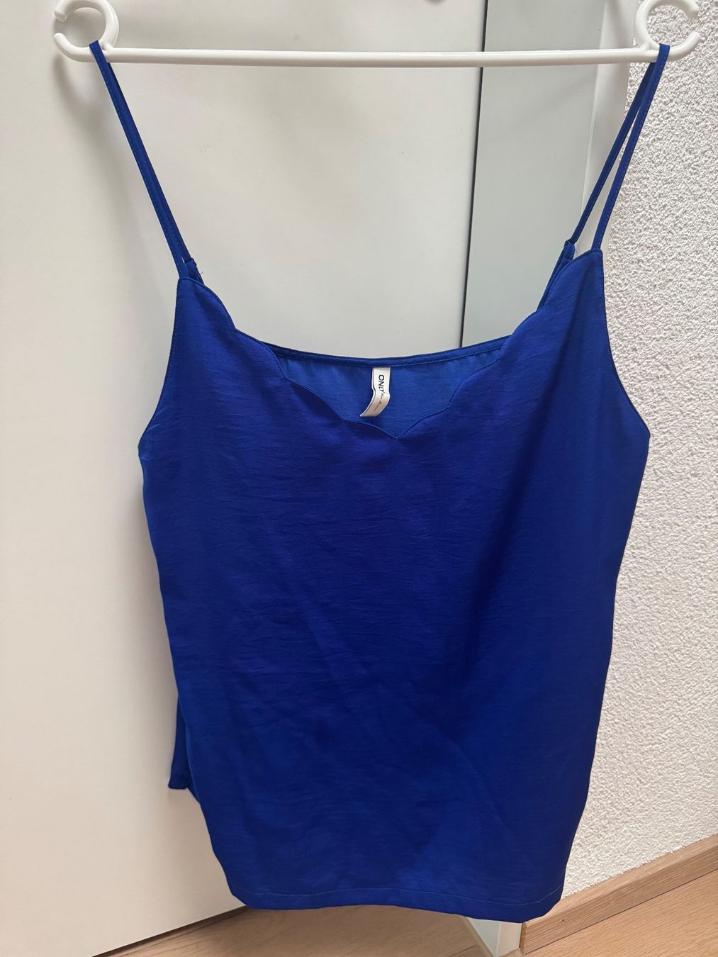 Only Top: ONLY Top, blau, Grösse 40 – Usato da Winkel venduto da Schorley