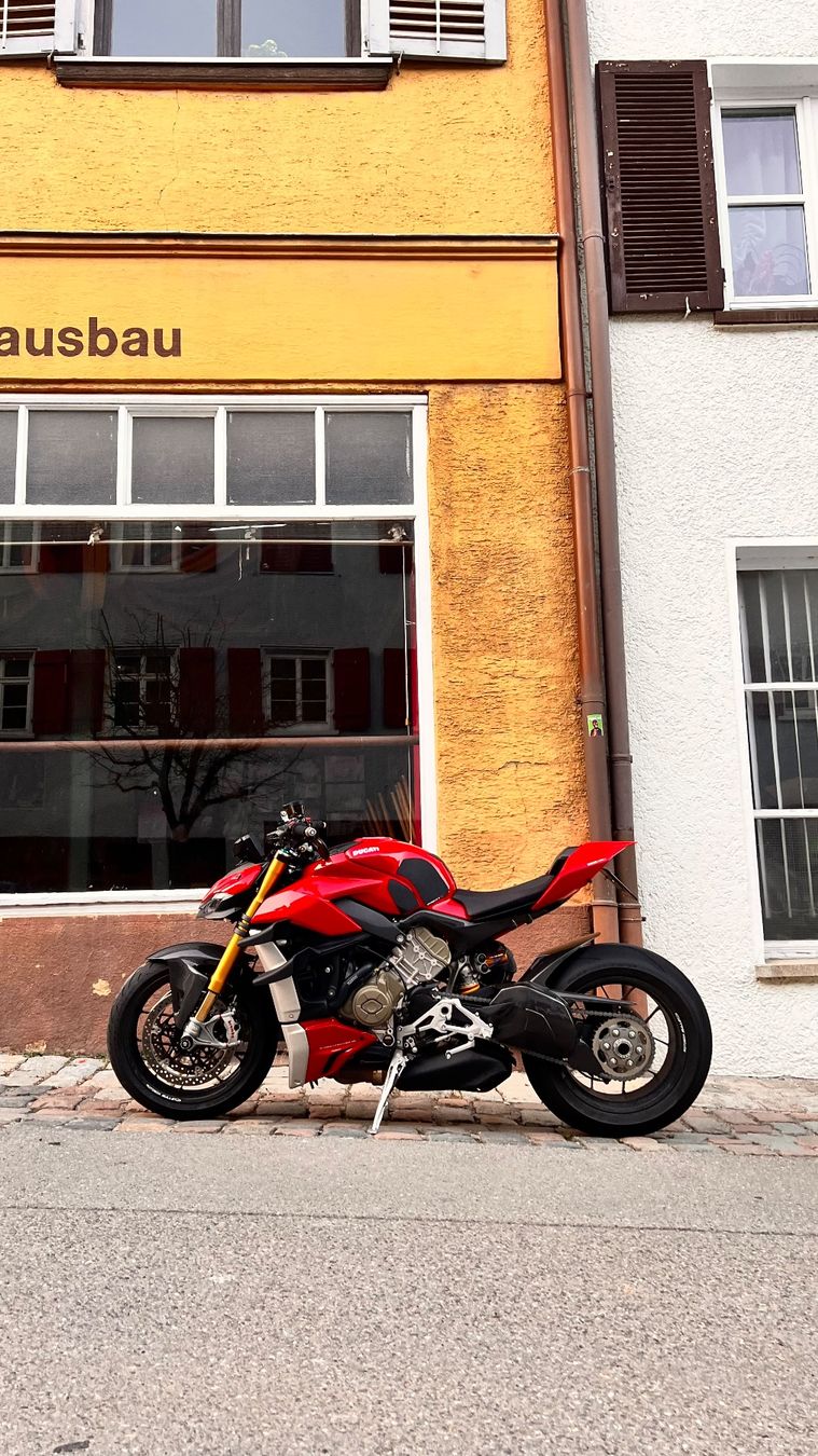 Ducati Route: Ducati Streetfighter V4S – D'occasion à Wauwil par cnb_jl5v