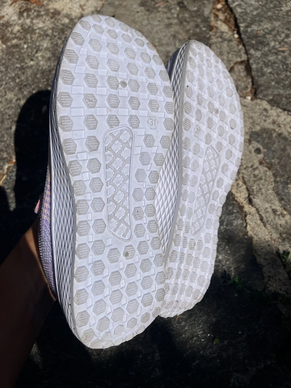 Schuhe für Jungen: Chaussures baskets enfants 31 – Gebraucht aus Montcherand von crilf 4