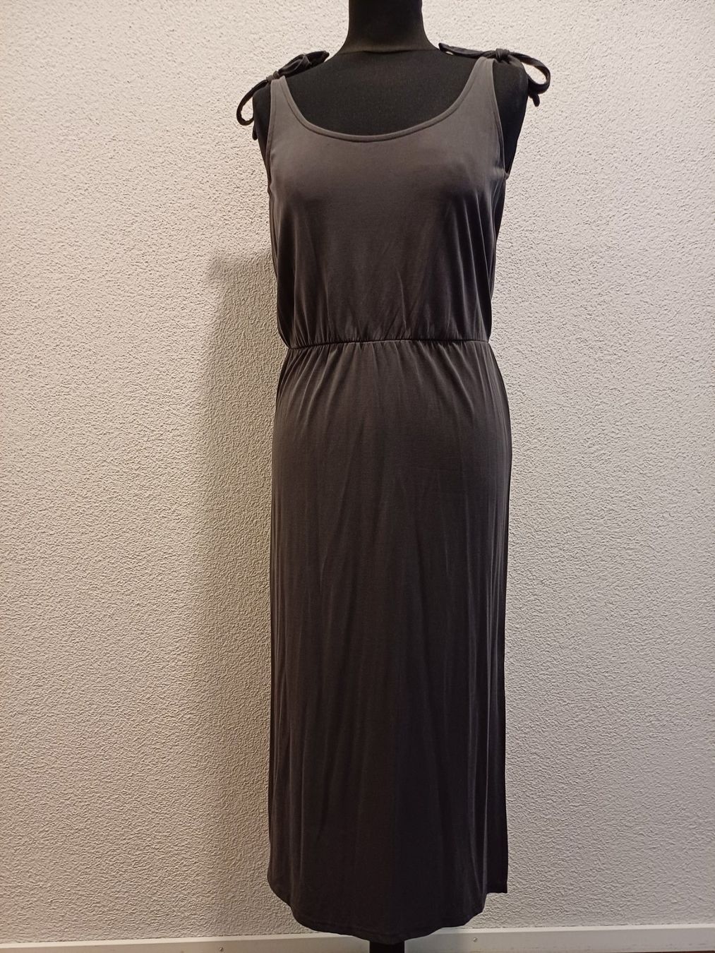 Vestiti: Kleid von .Object Grösse 34 – Usato da Winterthur venduto da Smily-_-