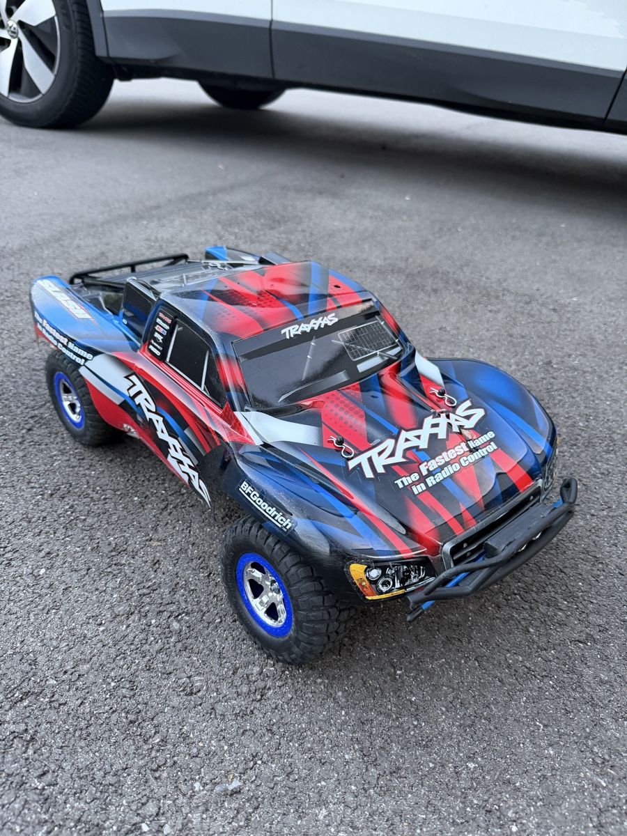 Traxxas Modellismo RC: Traxxas slash ready to race – Usato da Reinach AG venduto da Undercover162 2
