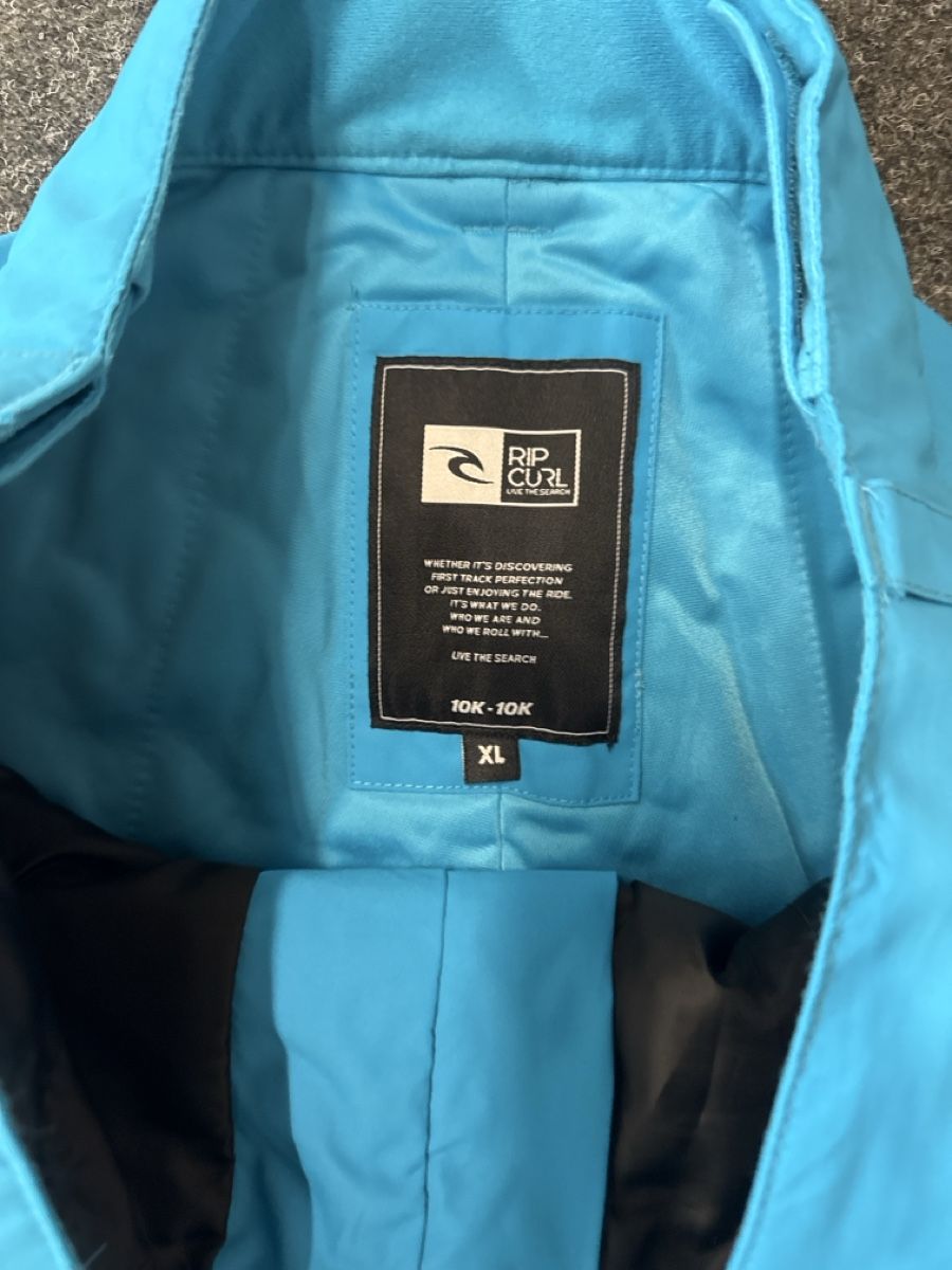 Rip Curl Anzüge, Sport- & Funktionsanzüge: Skianzug Rip Curl xl – Gebraucht aus Lachen SZ von LuganoLugano 2