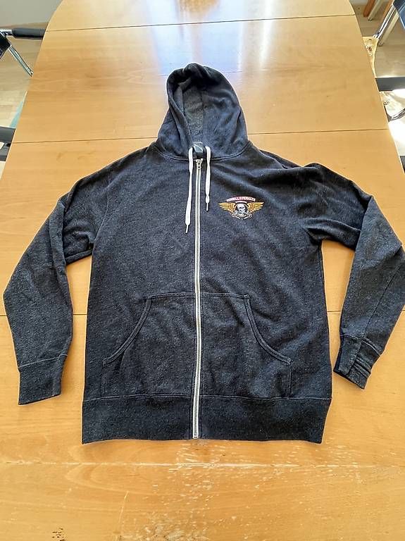Pullover & Sweatshirts: Powell Peralta Winged Ripper Zip Hoodie-Bones Brigade – Gebraucht aus Beckenried von Chris_Miguel