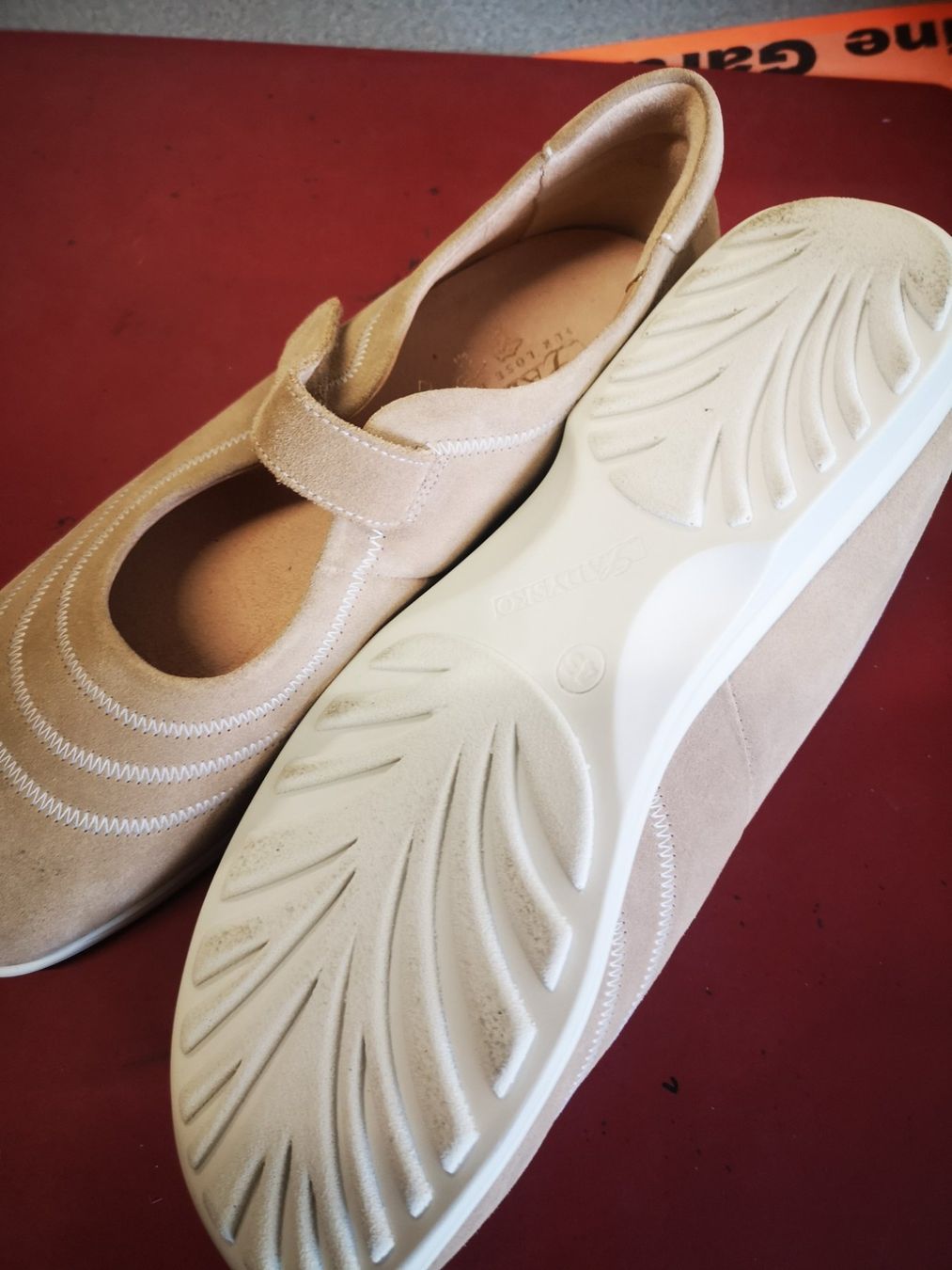 Helvesko Damenschuhe: Helvesko – Neu und originalverpackt aus Möhlin von Highwaytom 1