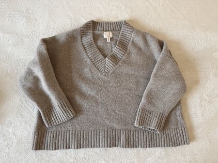 100% wool beige sweater