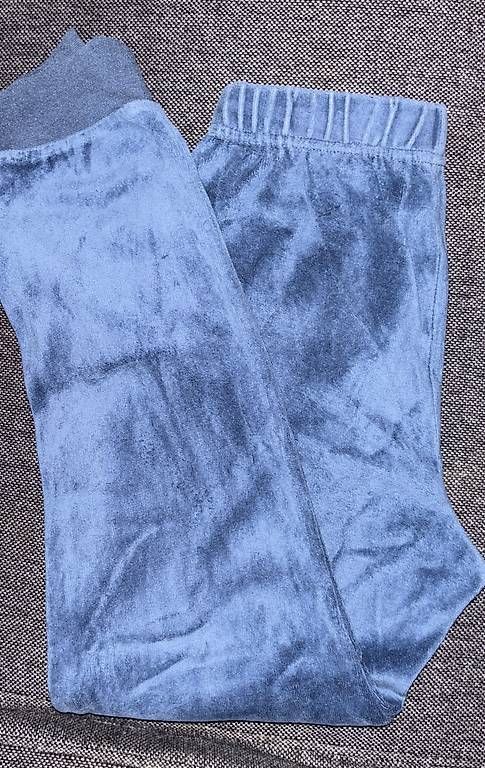 Pantaloni: Bequeme, flauschige Hose 134 – Usato da Regensdorf venduto da Piritatti