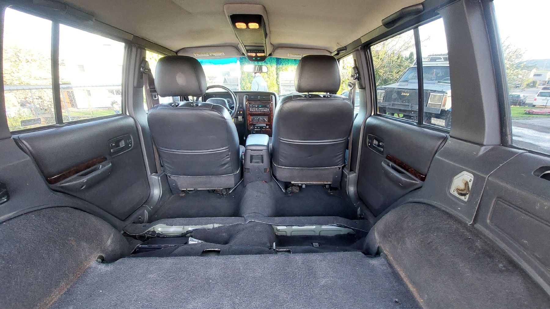 Jeep Automobili: Jeep Cherokee xj – Usato da Arnegg venduto da Funny05 4