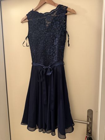 Elegantes Kleid Grösse 34