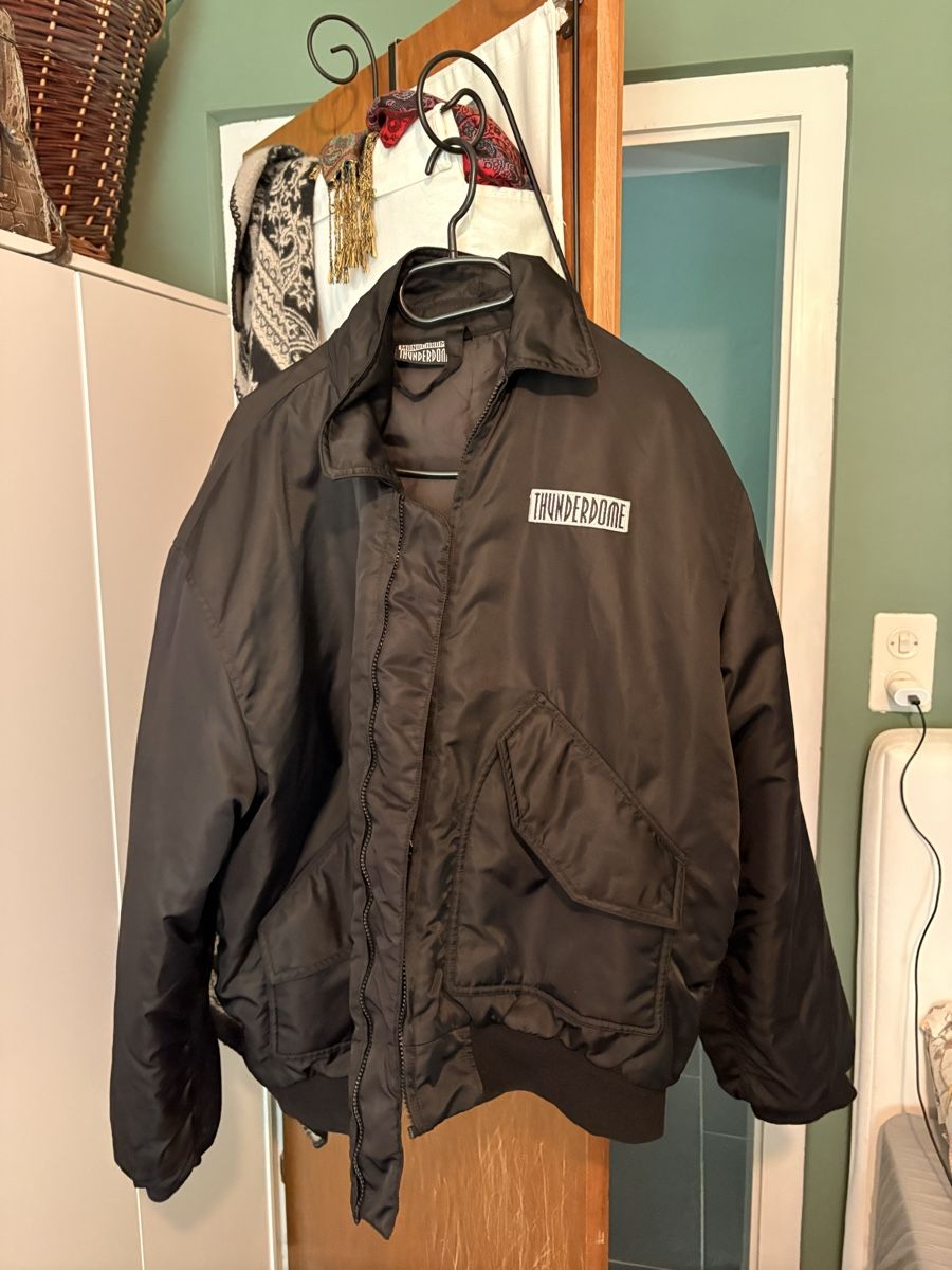 Vestes: Thunderdome Bomber Jacke – D'occasion à Hütten par ann_9ly7