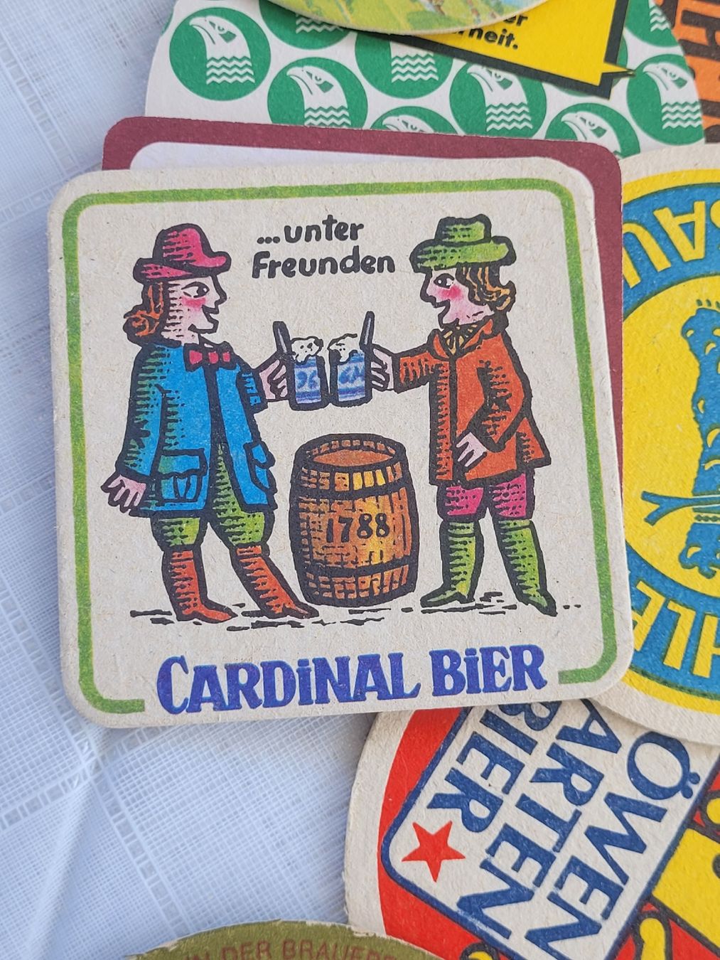 Alle Dekorationen: Diverse Vintage Bierdeckel einwandfrei  – Gebraucht aus Buttikon SZ von Renco 3